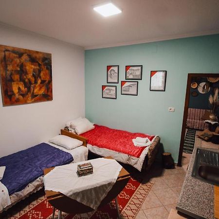 Bb Apartament Gjirokastër Exterior foto